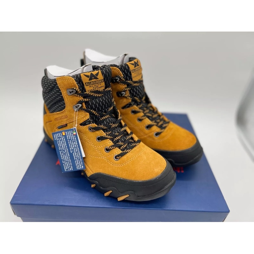 ALLROUNDER by MEPHISTO Women's Nigata-Tex Ankle Boot, Yellow, 8 - Picture 3 of 6